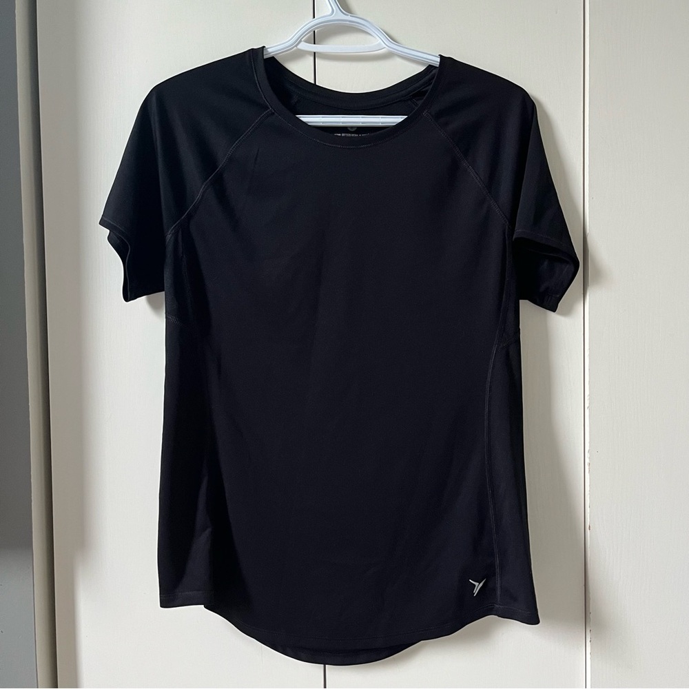 Old Navy Black Women's Performance Short-Sleeve Top